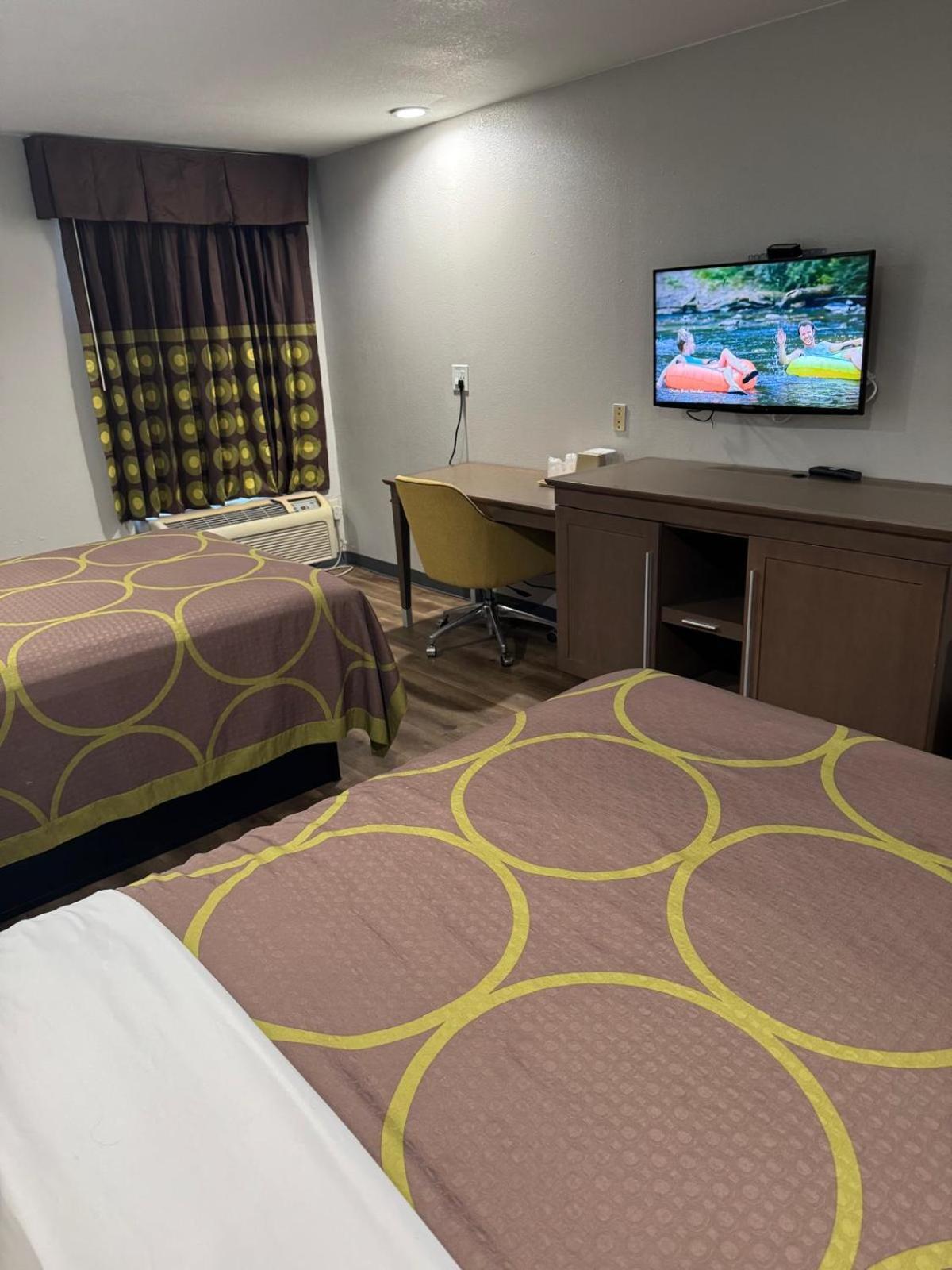 Executive Inn Baker Екстериор снимка
