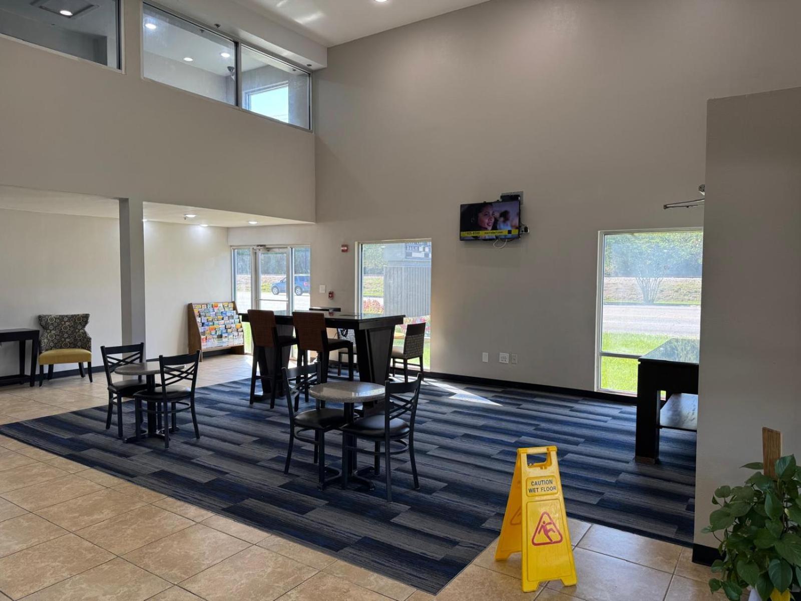 Executive Inn Baker Екстериор снимка